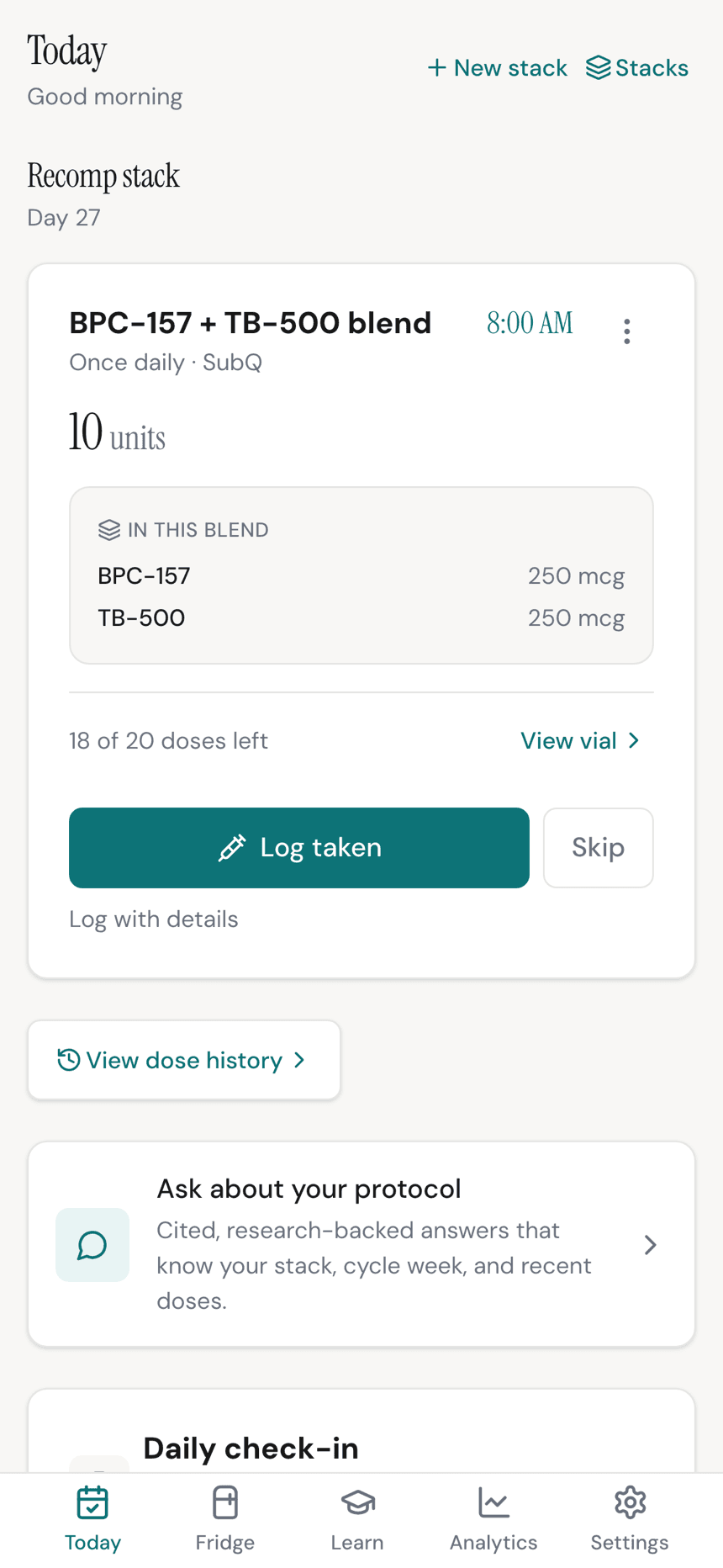 Peplo dosing a BPC-157 + TB-500 blend: a 10-unit draw split per compound (250 mcg each) by the blend ratio